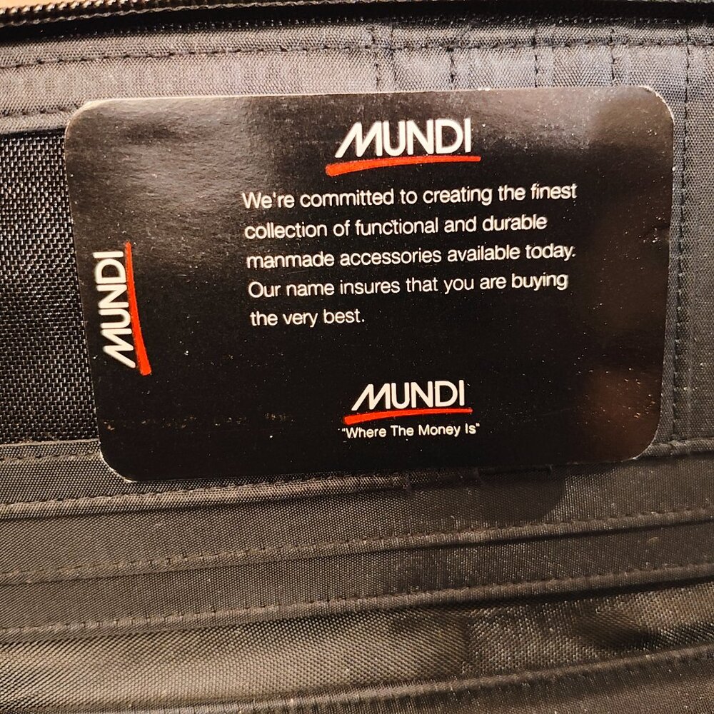 Mundi Zip Around Wallet with Chained ID Holder, New With Tags! - Picture 9 of 9